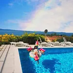 Lo- Sunny Sea View
