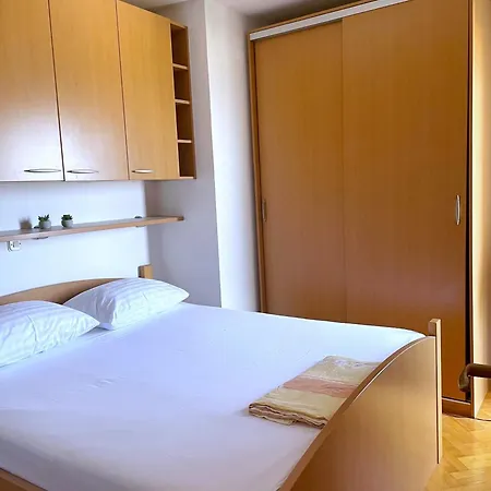 Lo- Sunny Sea View Apartment *
