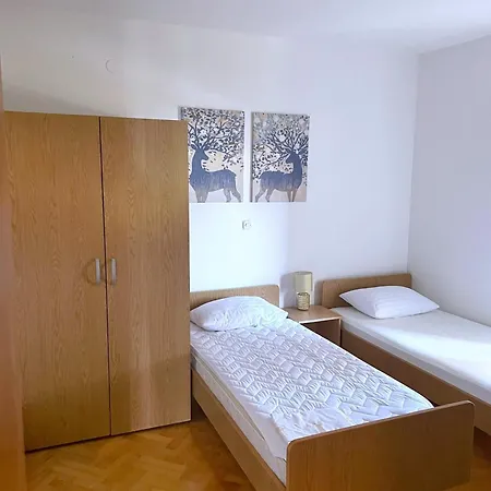 Apartment Lo- Sunny Sea View Split