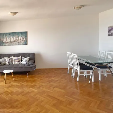 شقة Lo- Sunny Sea View سبليت